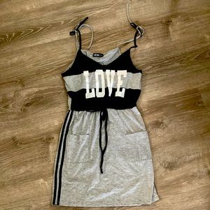 Chic Me Sz M Romper